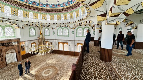 SAYIN KAYMAKAMIMIZ ÇAKIRDERE MAHALLESİNE YENİ YAPILAN CAMİİYİ ZİYARET ETTİ