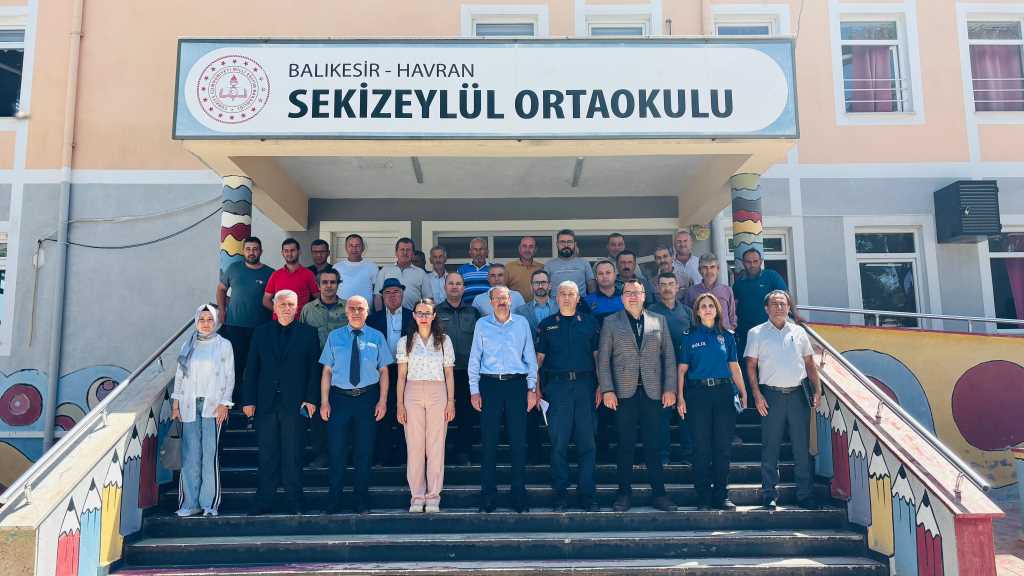 SAYIN KAYMAKAMIMIZ BAŞKANLIĞINDA MAYIS AYI MUHTARLAR TOPLANTISI GERÇEKLEŞTİRİLDİ